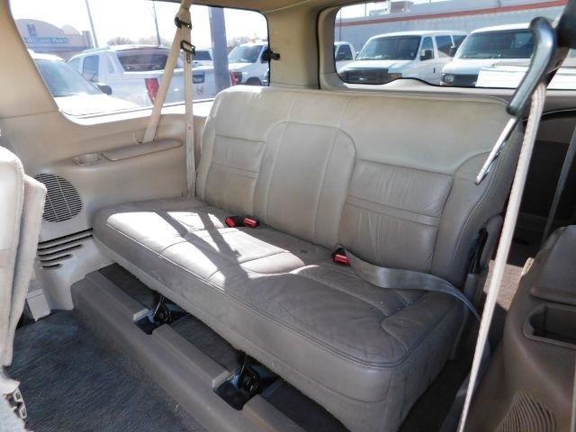 Used 2001 Ford Excursion Limited image 16