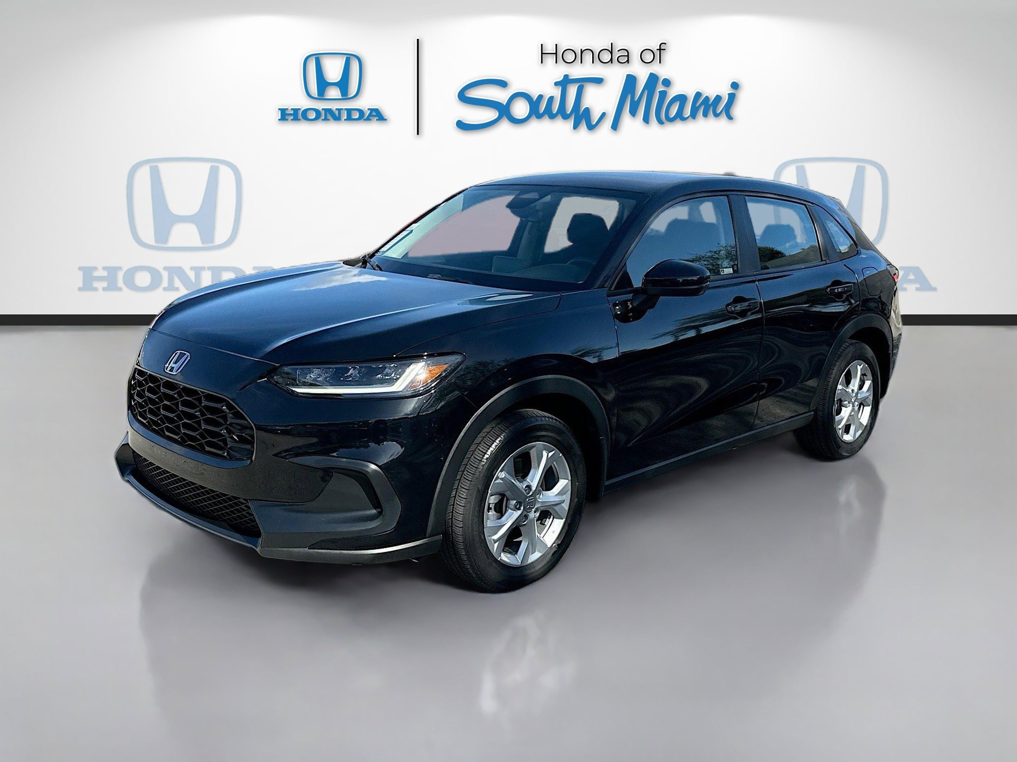 Certified 2023 Honda HR-V LX image 3