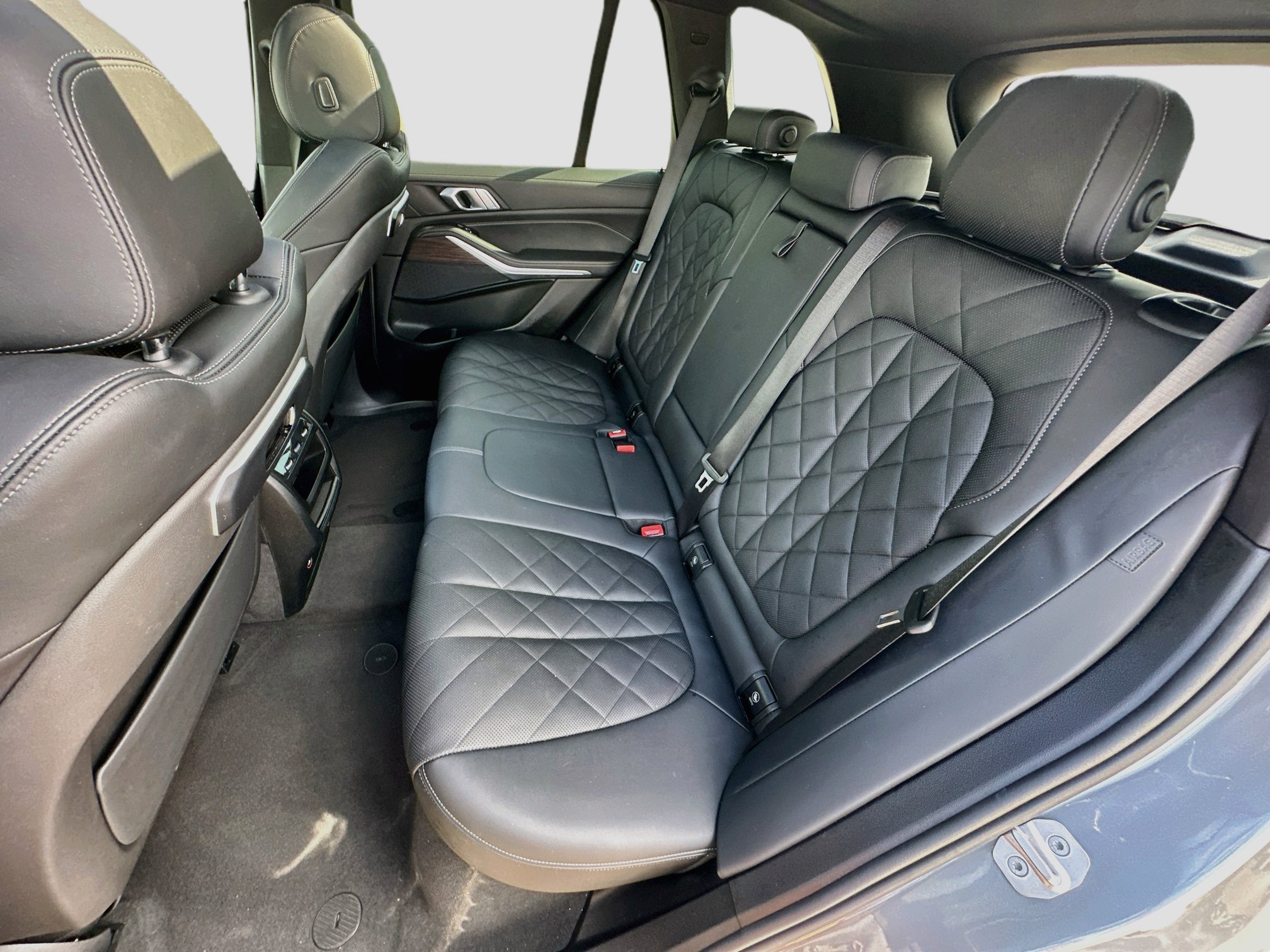Certified 2024 BMW X5 xDrive40i w/ Parking Assistance Package AWD/4WD image 24