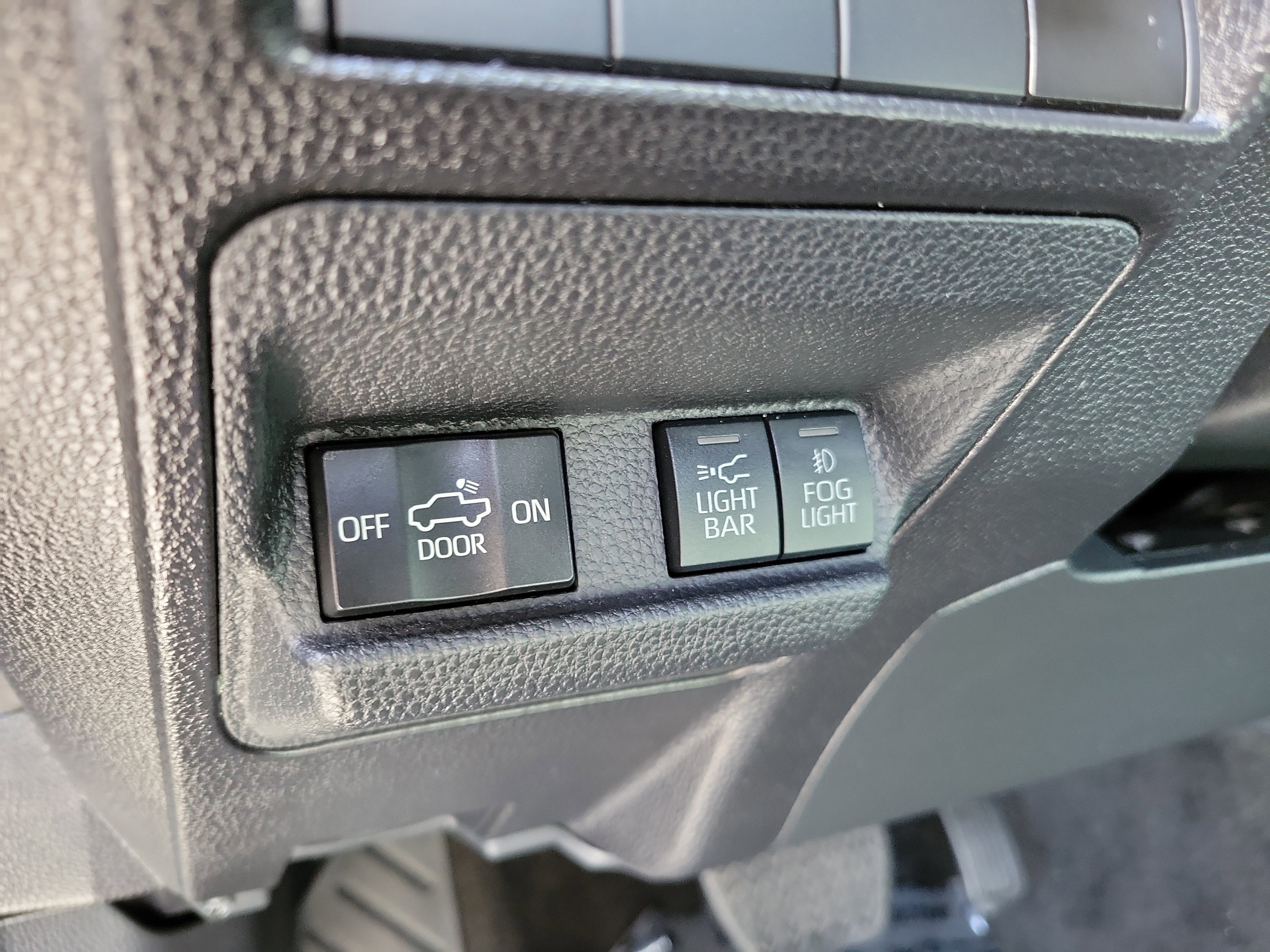 Certified 2024 Toyota Tacoma Trailhunter image 25