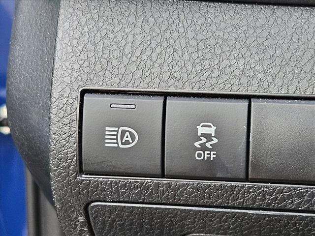 Used 2023 Toyota Camry LE w/ Convenience Package FWD image 8