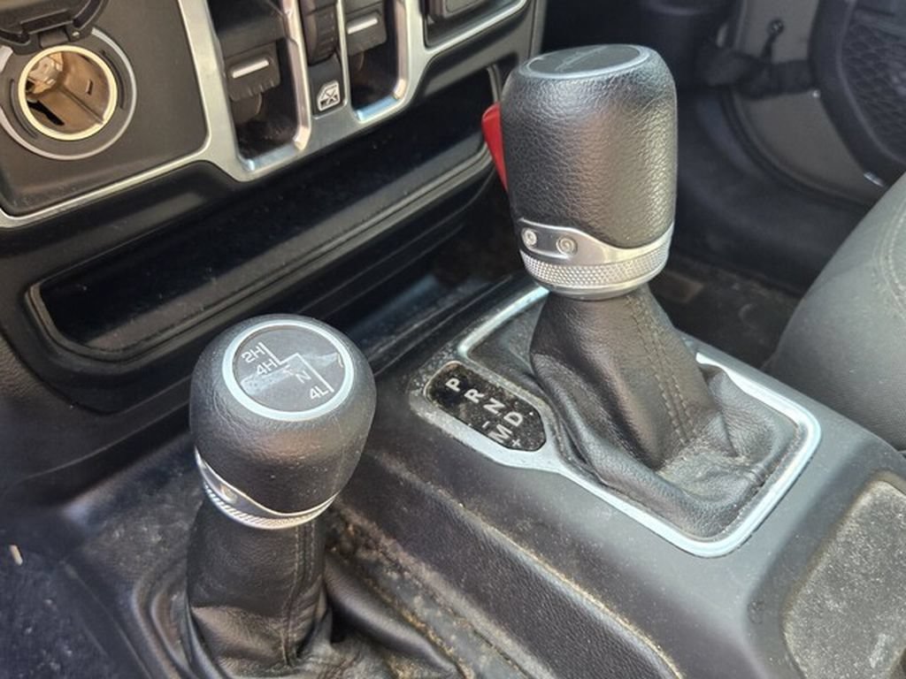 Used 2020 Jeep Gladiator Sport w/ Quick Order Package 24S AWD/4WD image 8