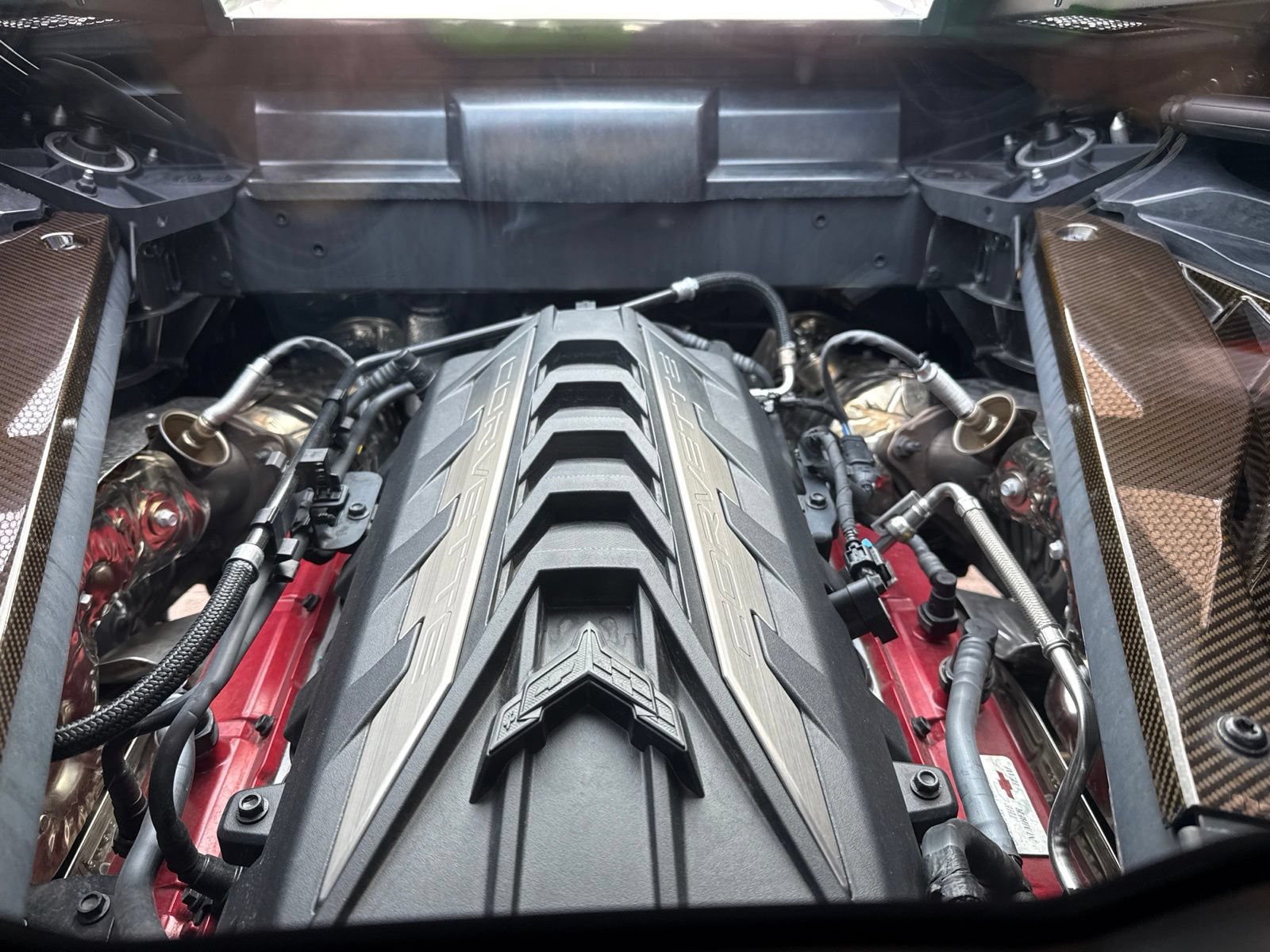 Used 2021 Chevrolet Corvette Stingray Coupe w/ Z51 Performance Package RWD image 27