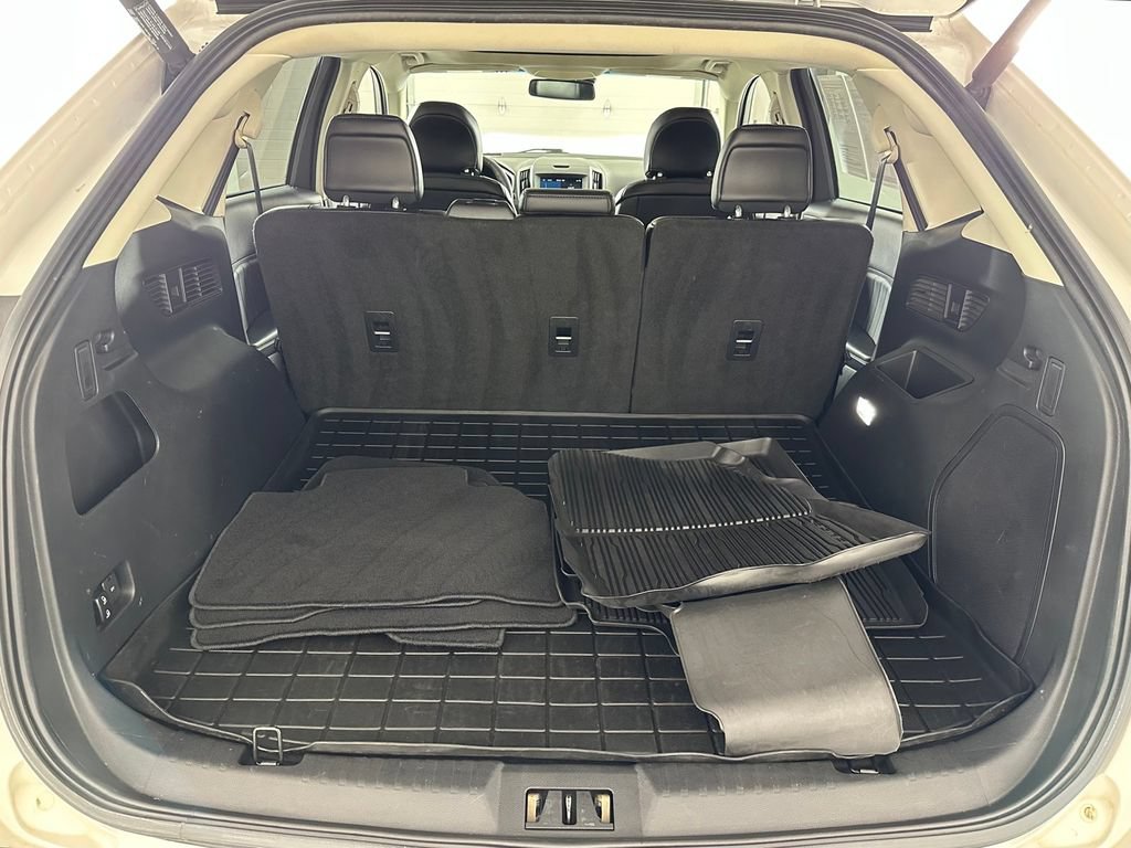 Used 2018 Ford Edge Sport w/ Equipment Group 401A AWD/4WD image 43