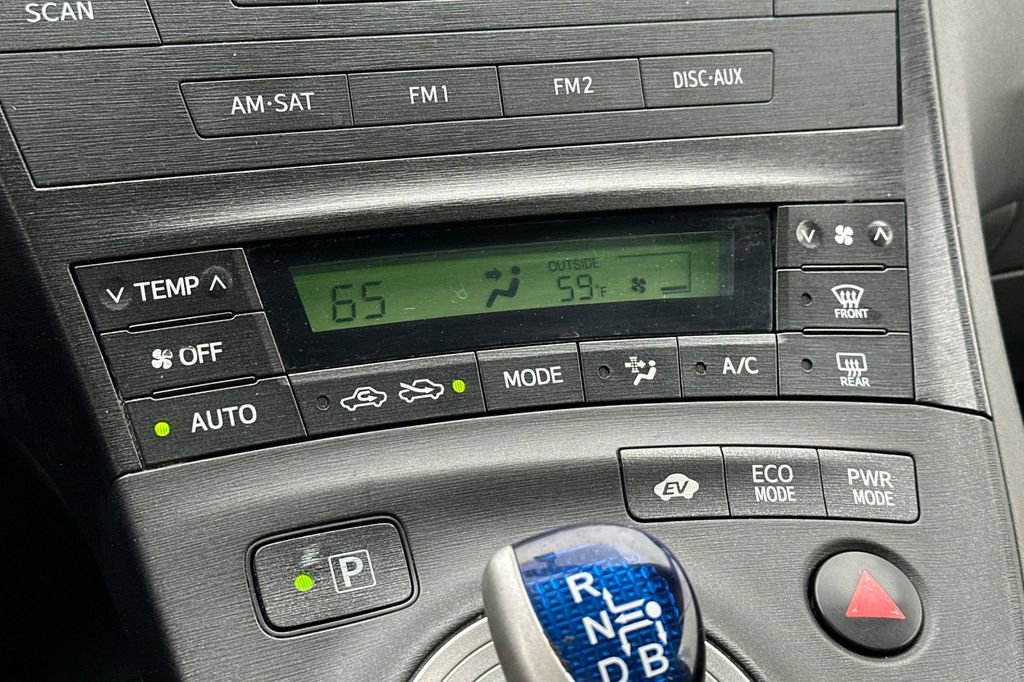 Used 2011 Toyota Prius Two image 19