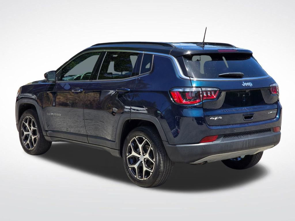 Used 2024 Jeep Compass Limited AWD/4WD image 15