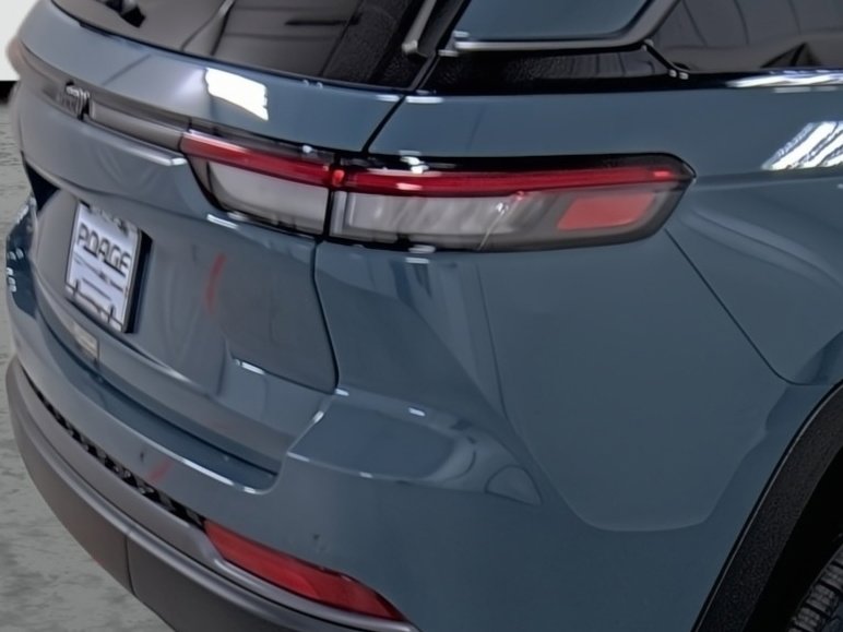 New 2026 Jeep Grand Cherokee Limited image 13