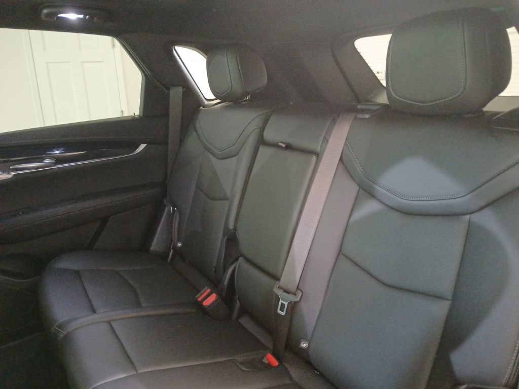 Certified 2024 Cadillac XT5 Premium Luxury AWD/4WD image 16