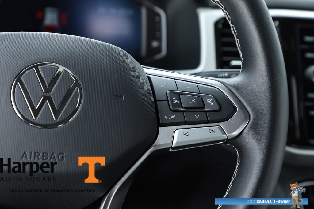 Used 2023 Volkswagen Atlas Cross Sport SE w/ Black Wheel Package image 60
