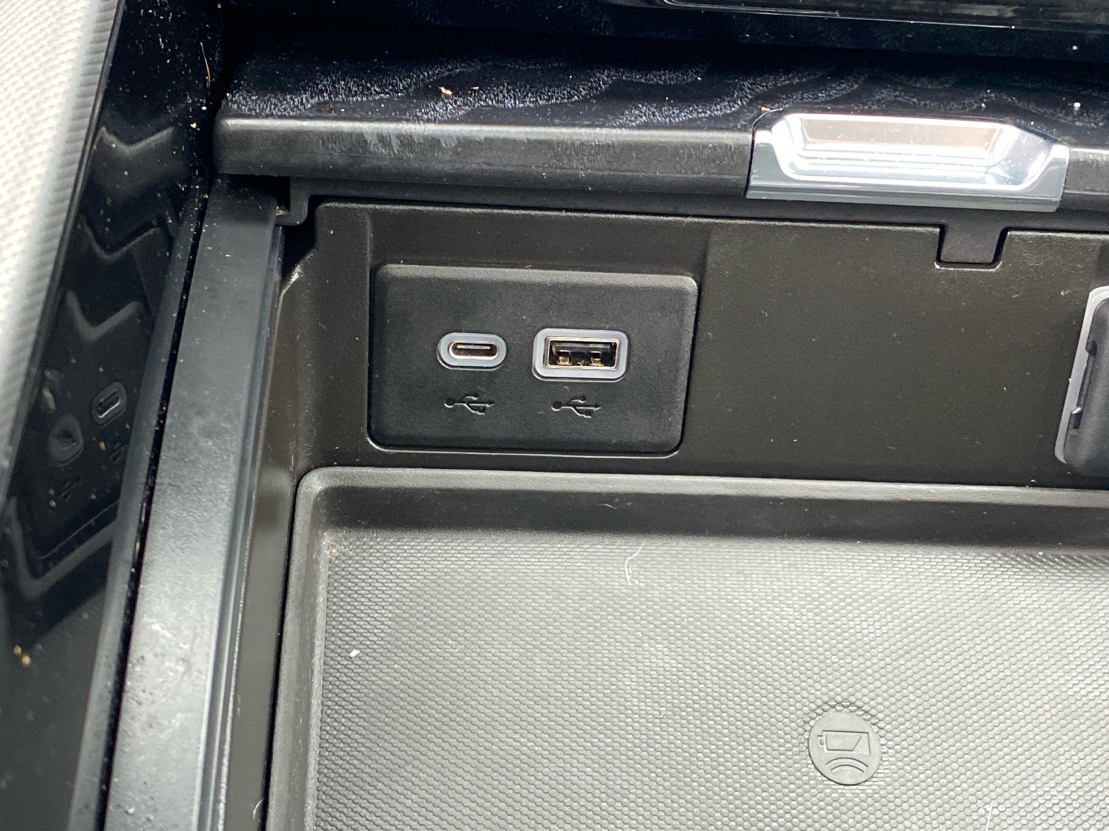 Used 2022 GMC Yukon Denali image 15