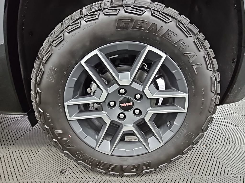 New 2026 GMC Terrain AT4 w/ Convenience Package III image 43
