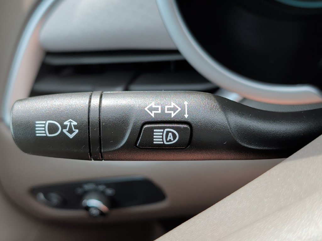 Used 2024 Chevrolet Malibu LT FWD image 45