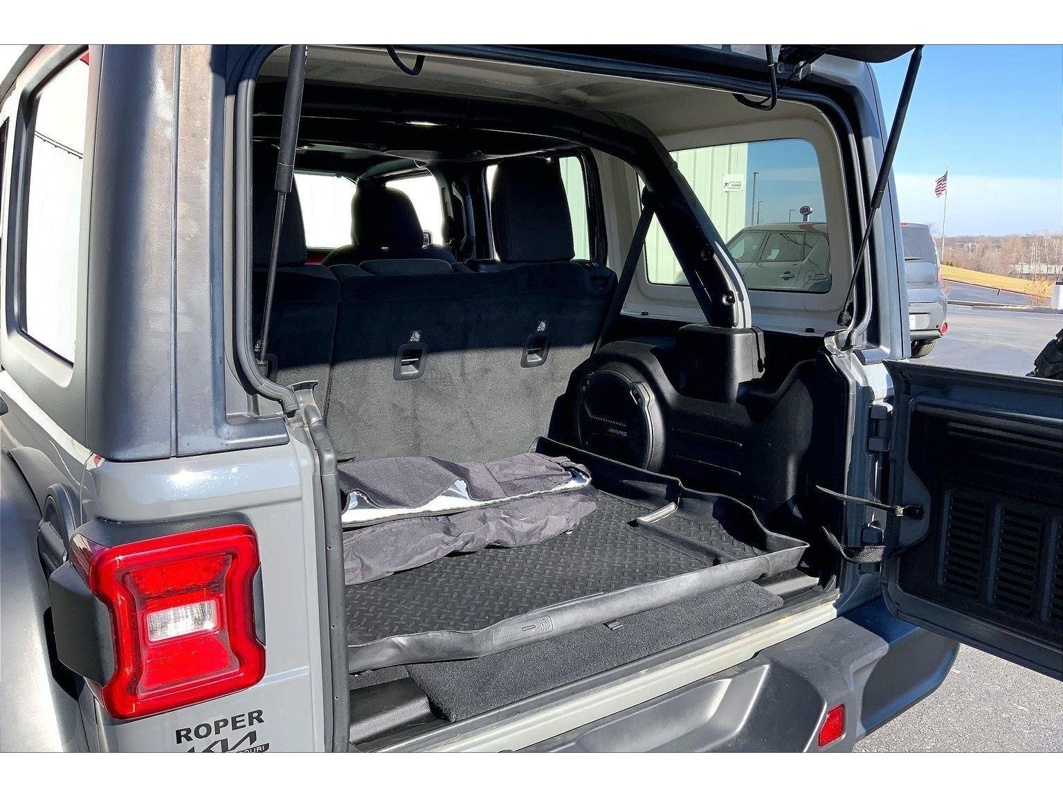 Used 2019 Jeep Wrangler Unlimited Rubicon image 24