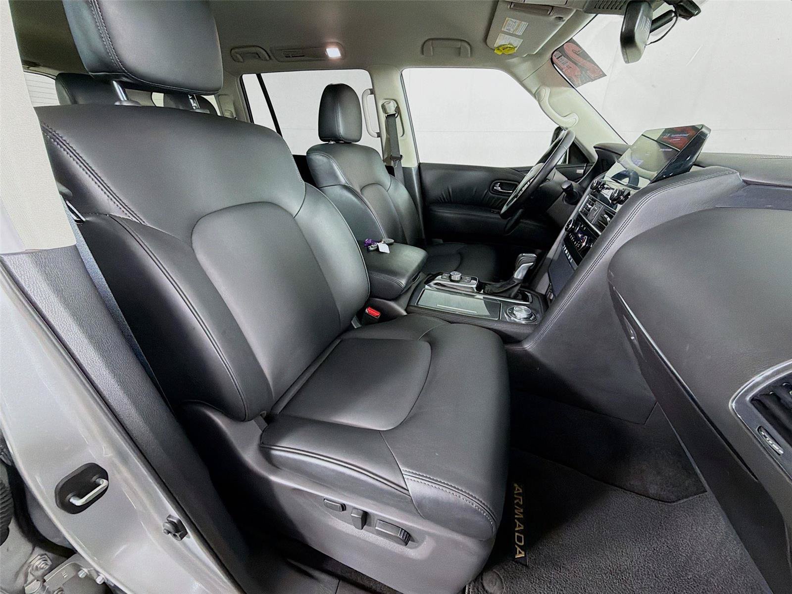 Used 2024 Nissan Armada SV AWD/4WD image 30