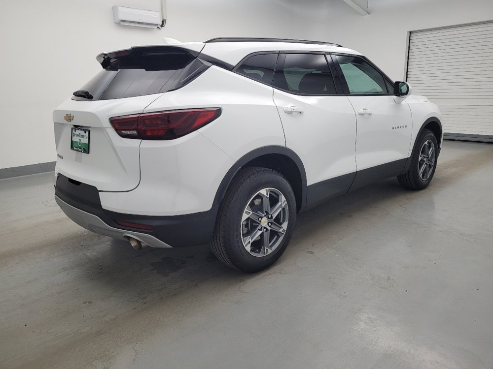 Used 2024 Chevrolet Blazer LT w/ Convenience Package FWD image 10