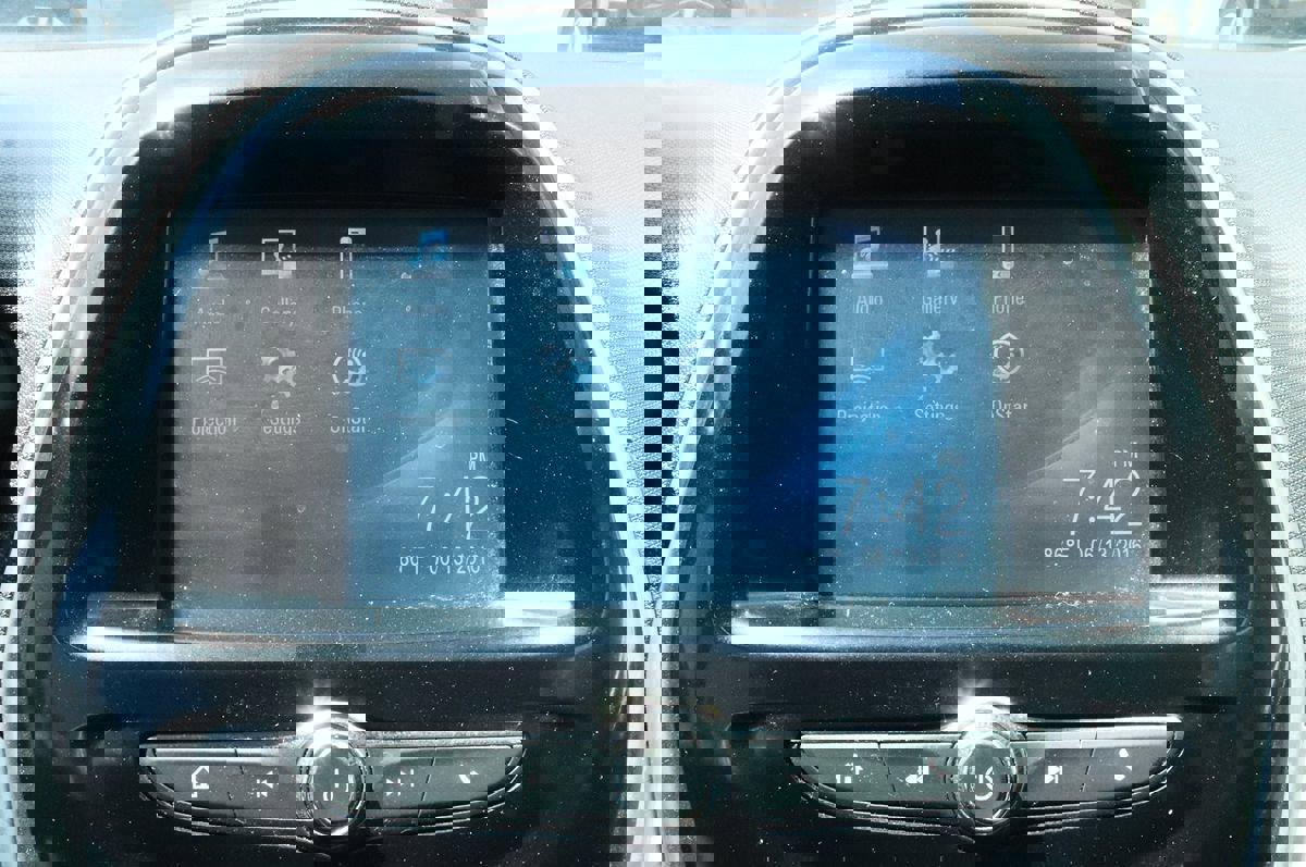 Used 2017 Chevrolet Spark LT FWD image 43