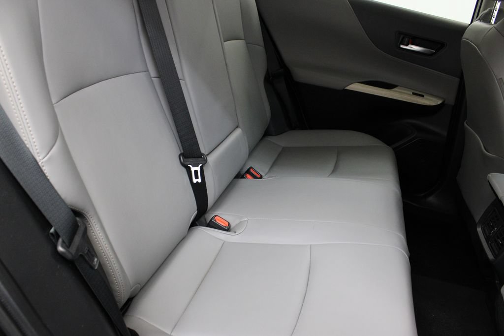 Used 2024 Toyota Venza XLE AWD/4WD image 20