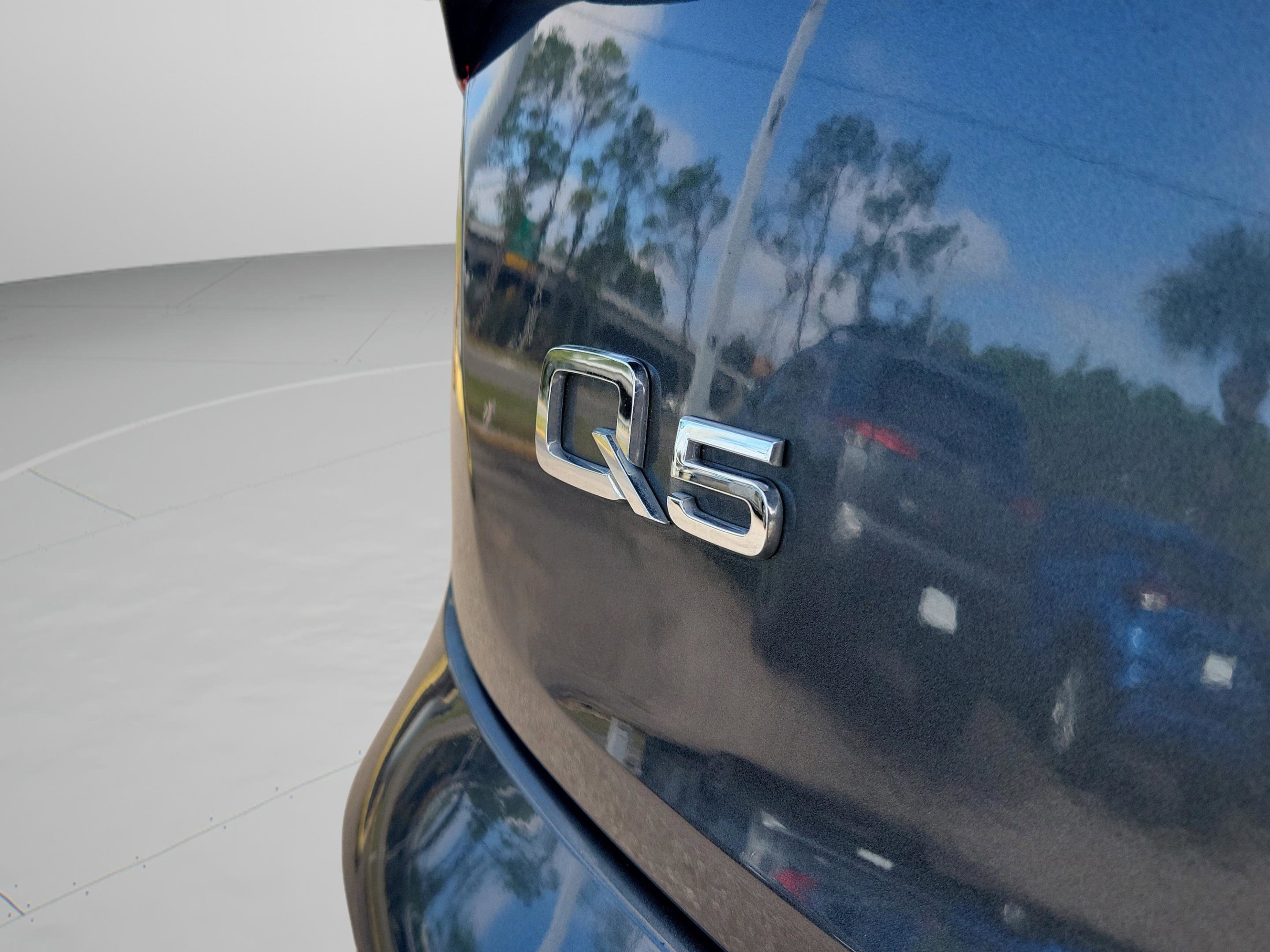 Used 2025 Audi Q5 2.0T Premium image 30