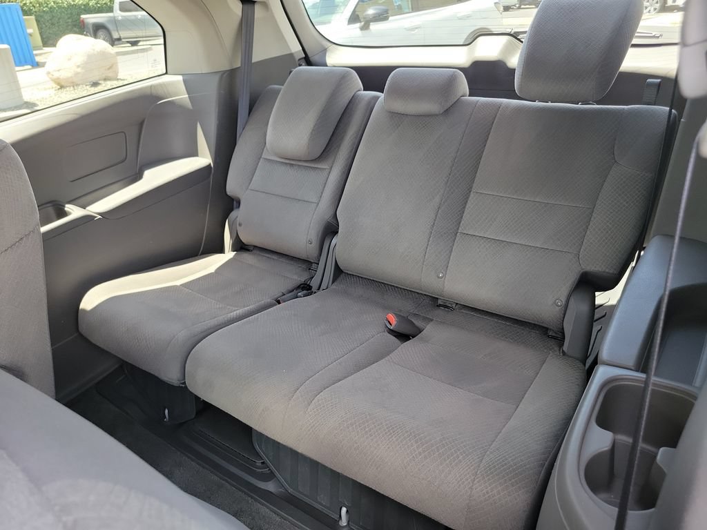 Used 2014 Honda Odyssey LX image 15