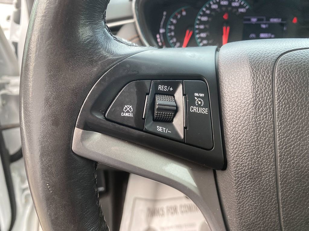 Used 2019 Chevrolet Trax LT w/ LT Convenience Package image 16