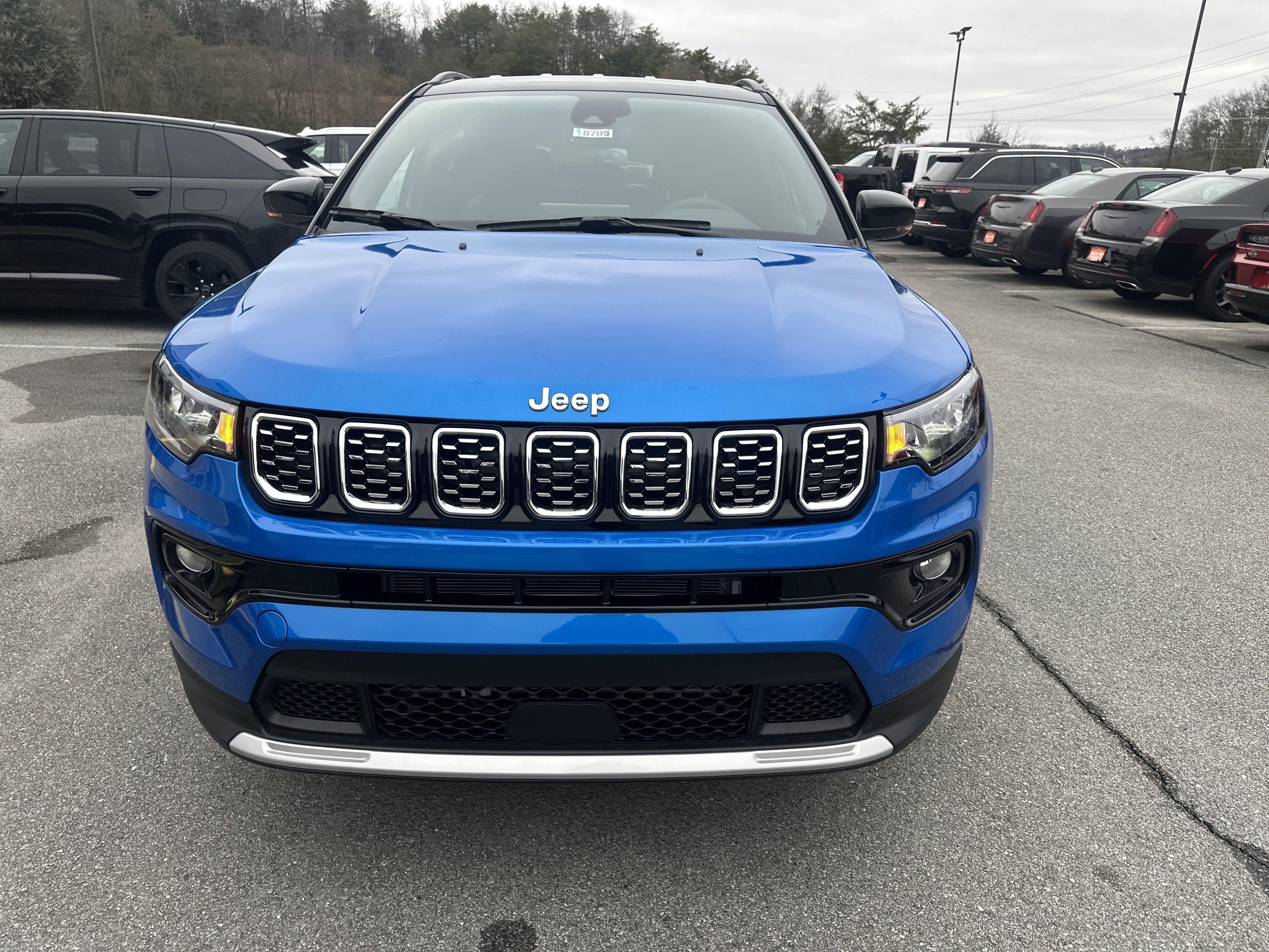 New 2026 Jeep Compass Limited AWD/4WD image 3