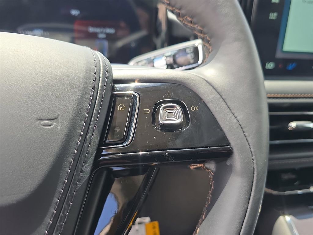 New 2025 Lincoln Aviator 2WD w/ Equipment Group 101A image 25