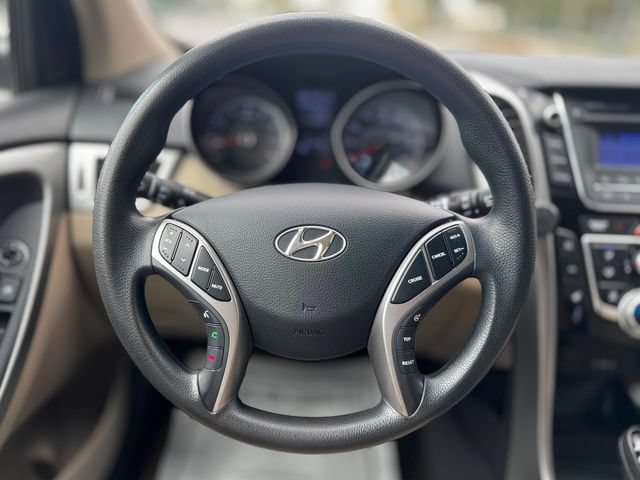 Used 2013 Hyundai Elantra GT FWD image 32