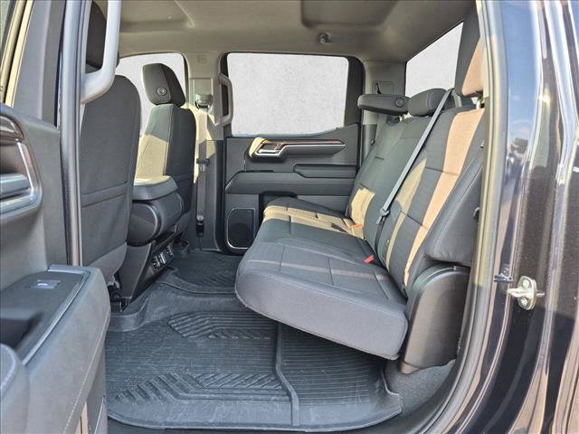 Used 2024 Chevrolet Silverado 1500 RST AWD/4WD image 17