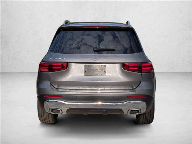 New 2026 Mercedes-Benz GLB 250 image 6