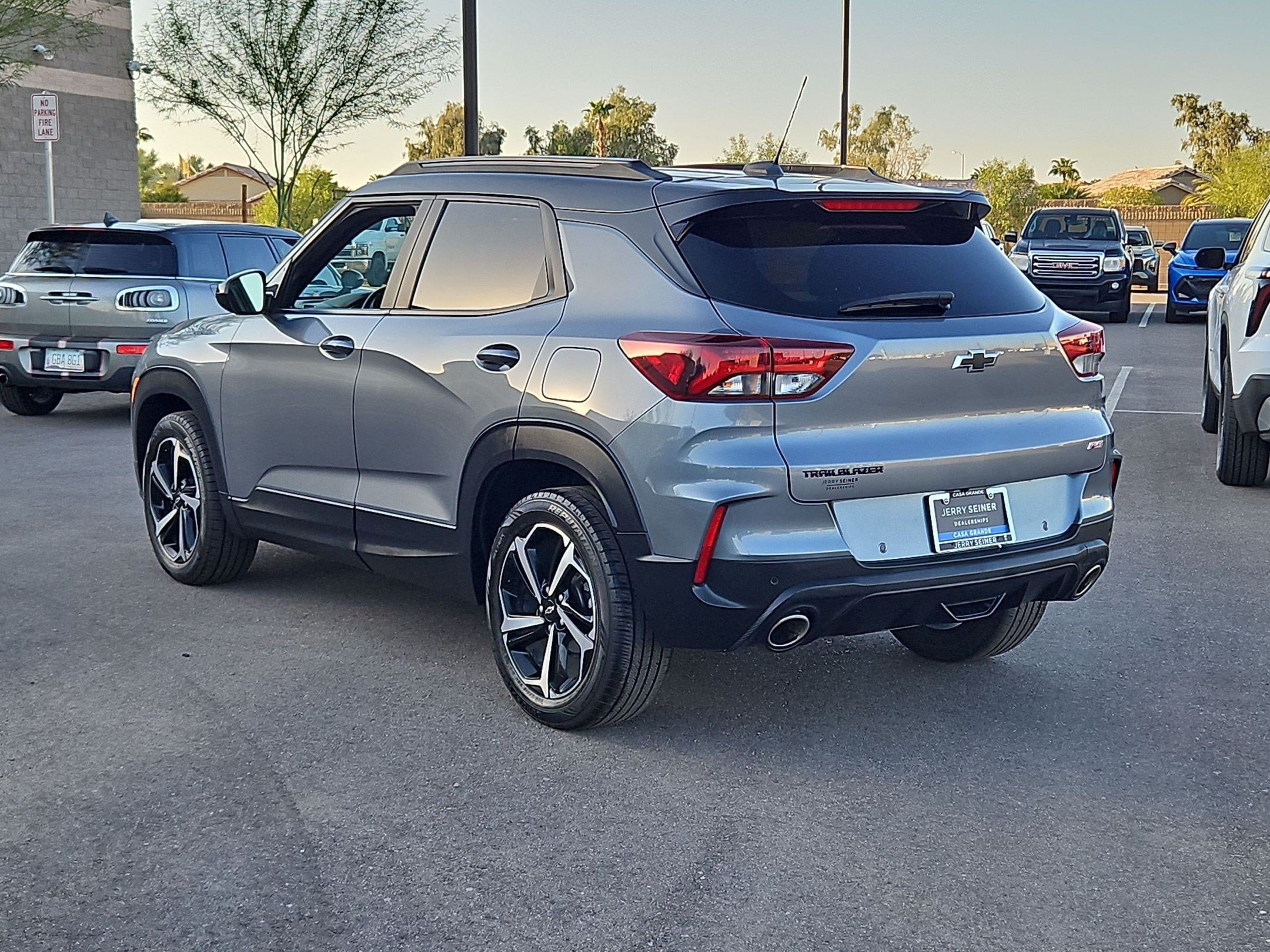 Certified 2022 Chevrolet TrailBlazer RS w/ Convenience Package FWD image 3