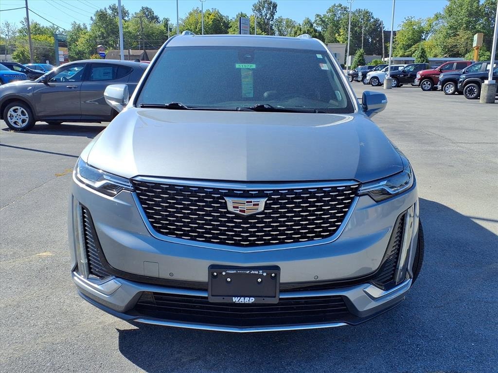 Used 2025 Cadillac XT6 Premium Luxury image 27