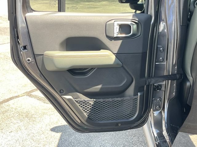 New 2026 Jeep Gladiator Mojave AWD/4WD image 19