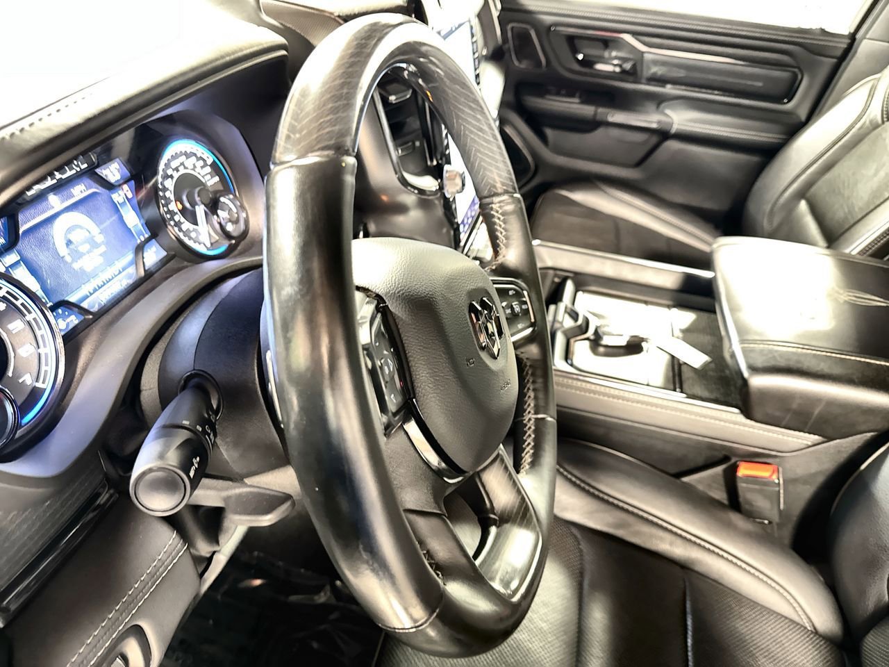 Used 2022 RAM 1500 Limited image 24