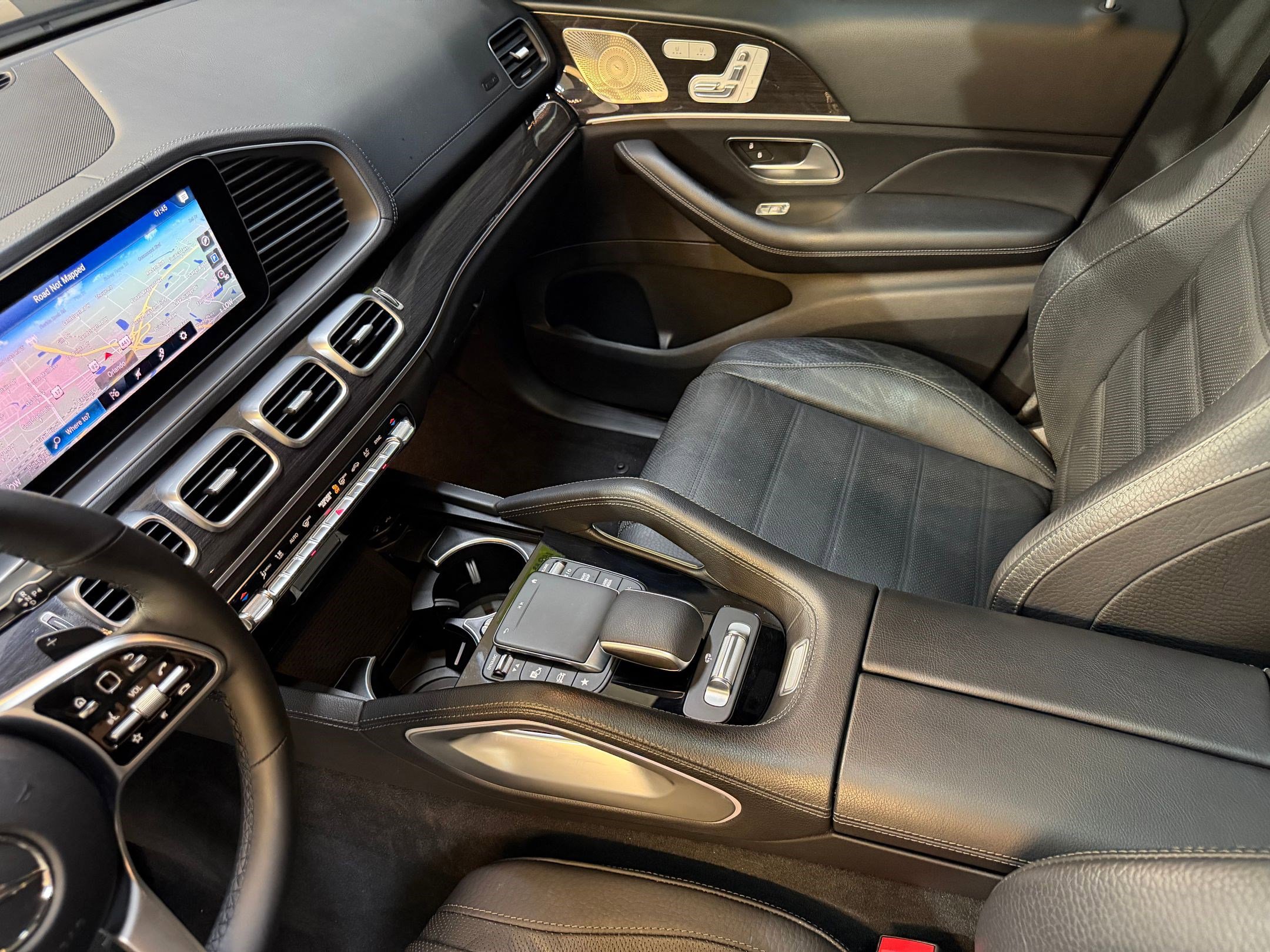 Used 2023 Mercedes-Benz GLS 450 4MATIC image 41