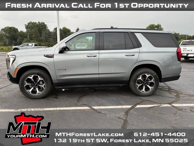 Used 2025 GMC Yukon AT4 AWD/4WD image 5
