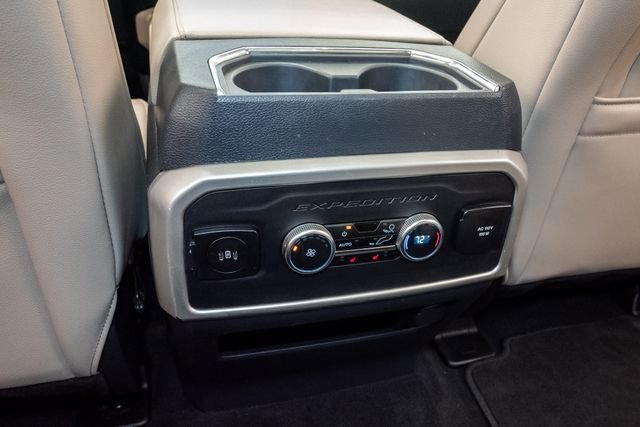 Used 2024 Ford Expedition Limited AWD/4WD image 29