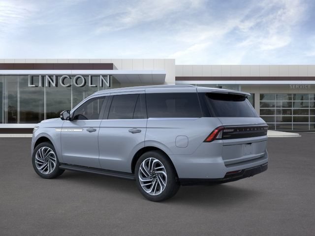 New 2026 Lincoln Navigator Premiere AWD/4WD image 4