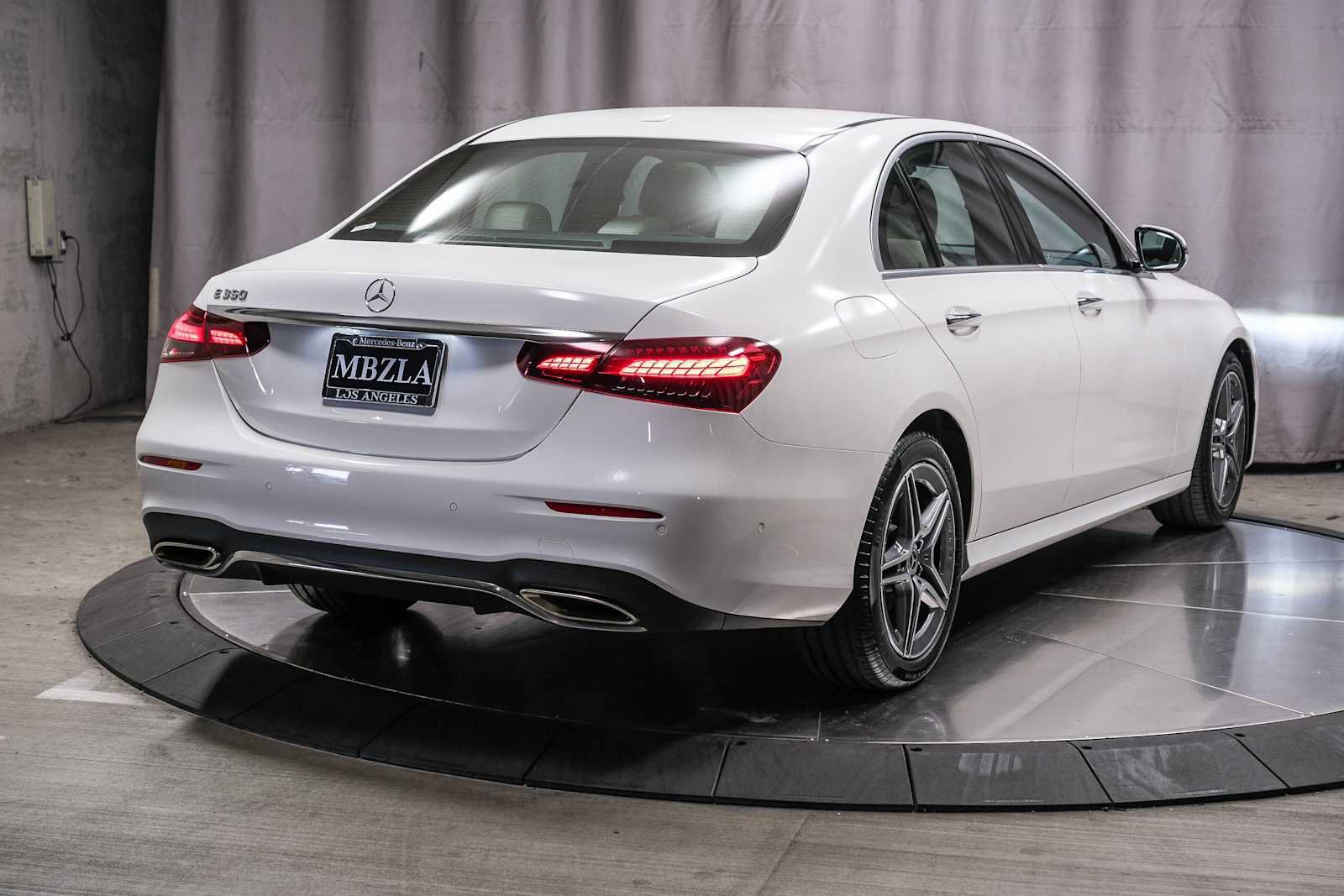 Certified 2022 Mercedes-Benz E 350 Sedan image 4