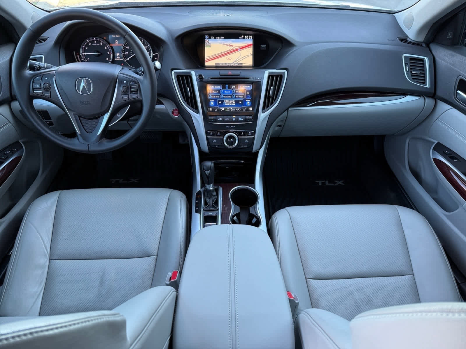Used 2017 Acura TLX w/ Technology Package image 12
