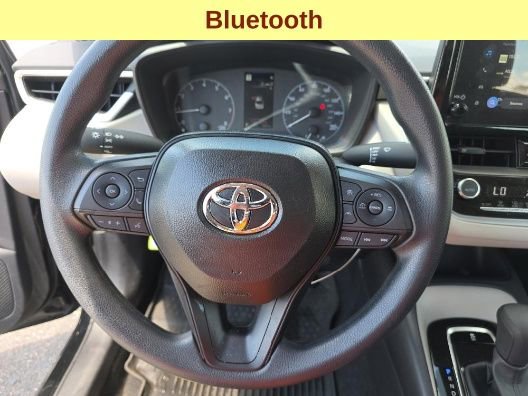 Used 2025 Toyota Corolla LE FWD image 11