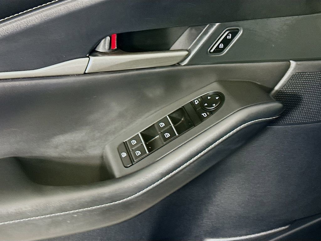 Certified 2023 MAZDA CX-30 AWD 2.5 S w/ Select Package image 24