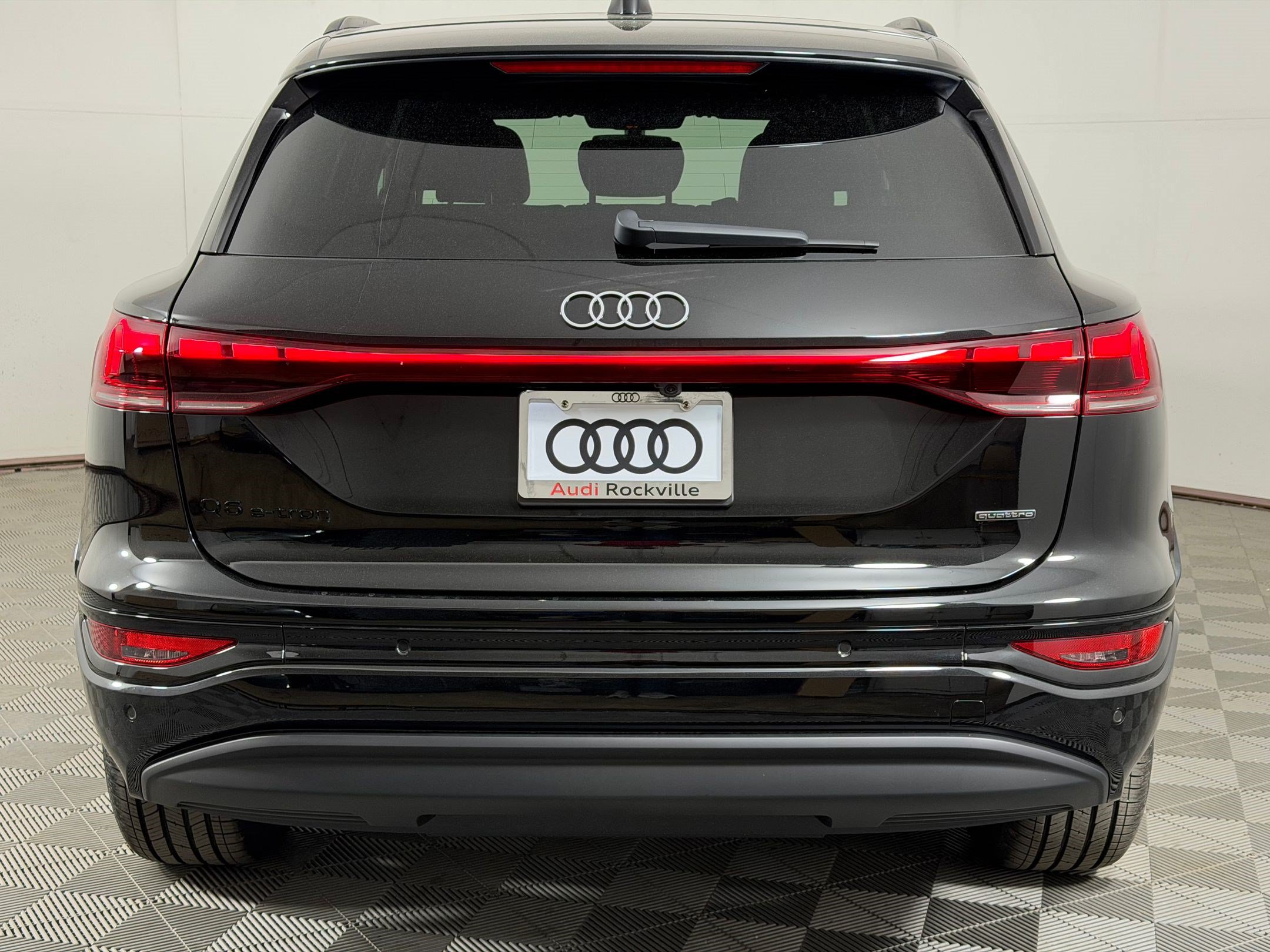 New 2027 Audi Q6 e-tron Premium AWD/4WD image 10