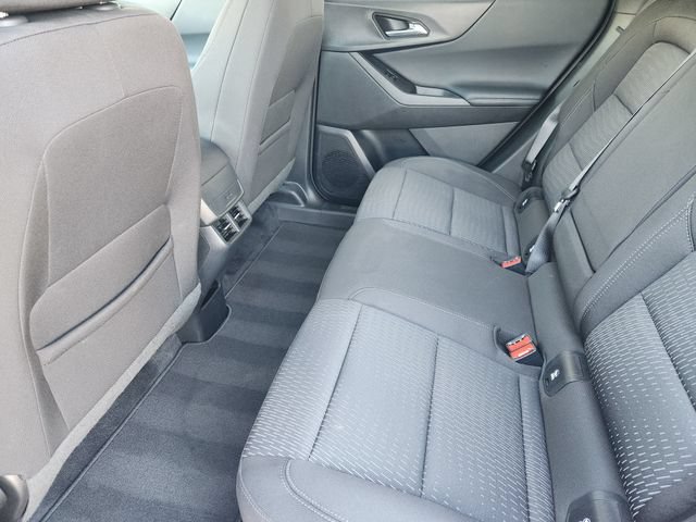 Used 2026 Chevrolet Equinox LT FWD image 30