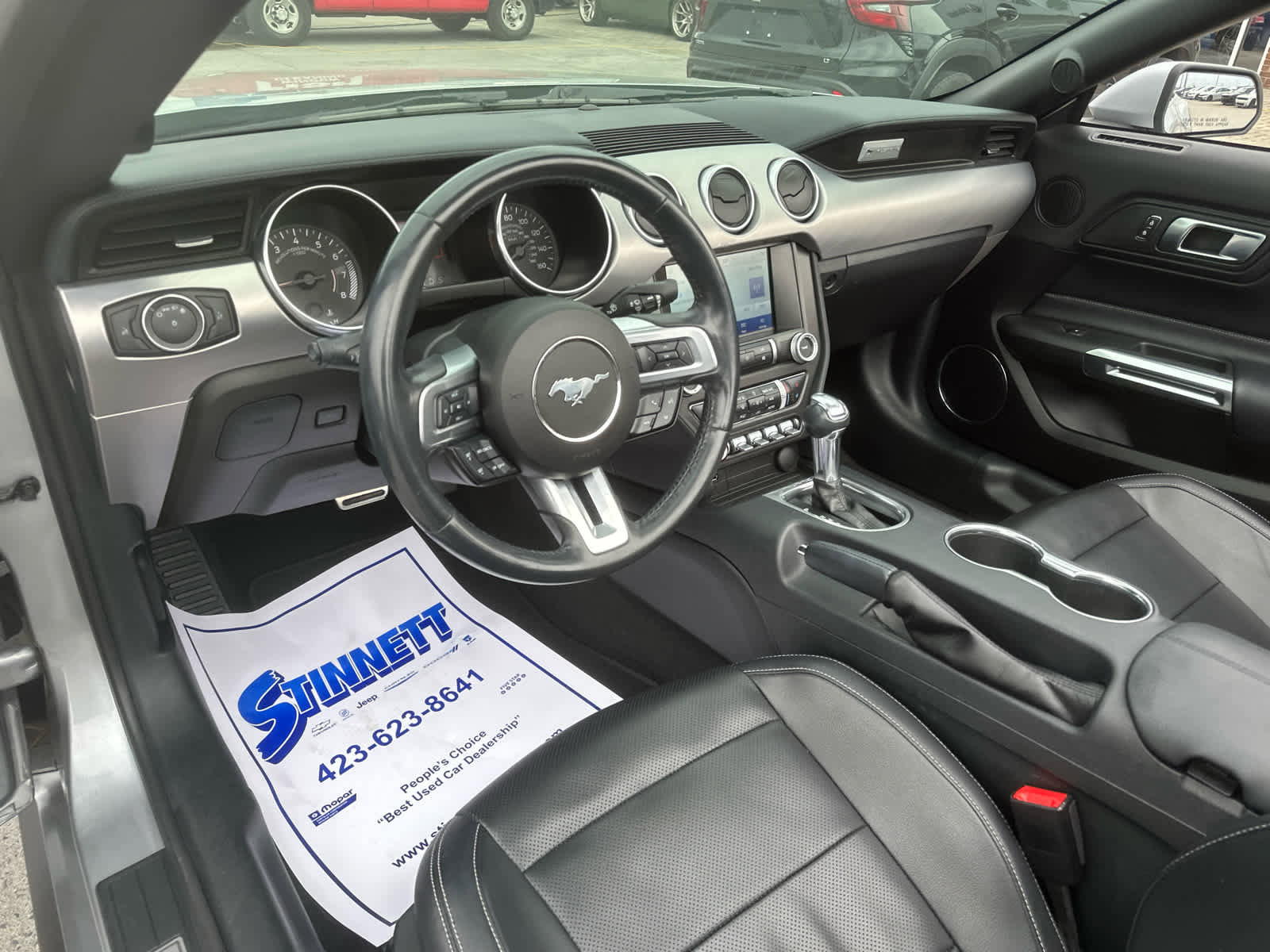 Used 2022 Ford Mustang Premium RWD image 12