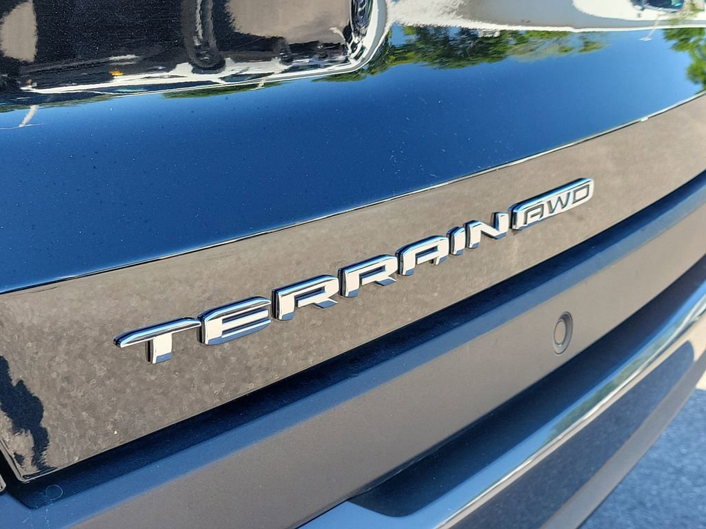 Used 2025 GMC Terrain Elevation AWD/4WD image 5