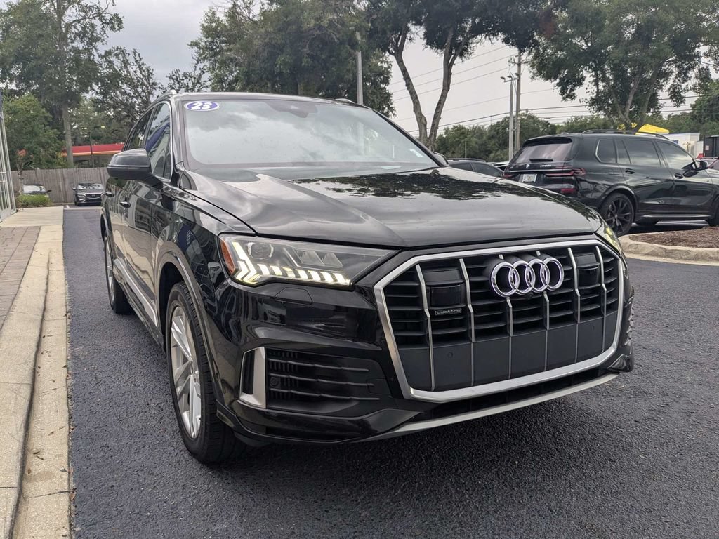 Used 2023 Audi Q7 3.0T Prestige AWD/4WD image 8