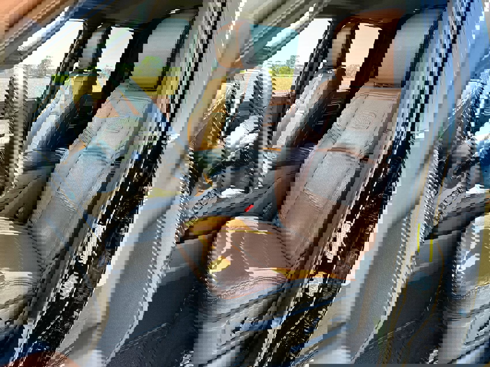 Used 2024 RAM 3500 Limited w/ Safety Group image 11