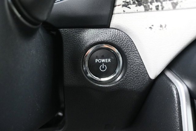 Certified 2025 Toyota RAV4 XLE AWD/4WD image 17