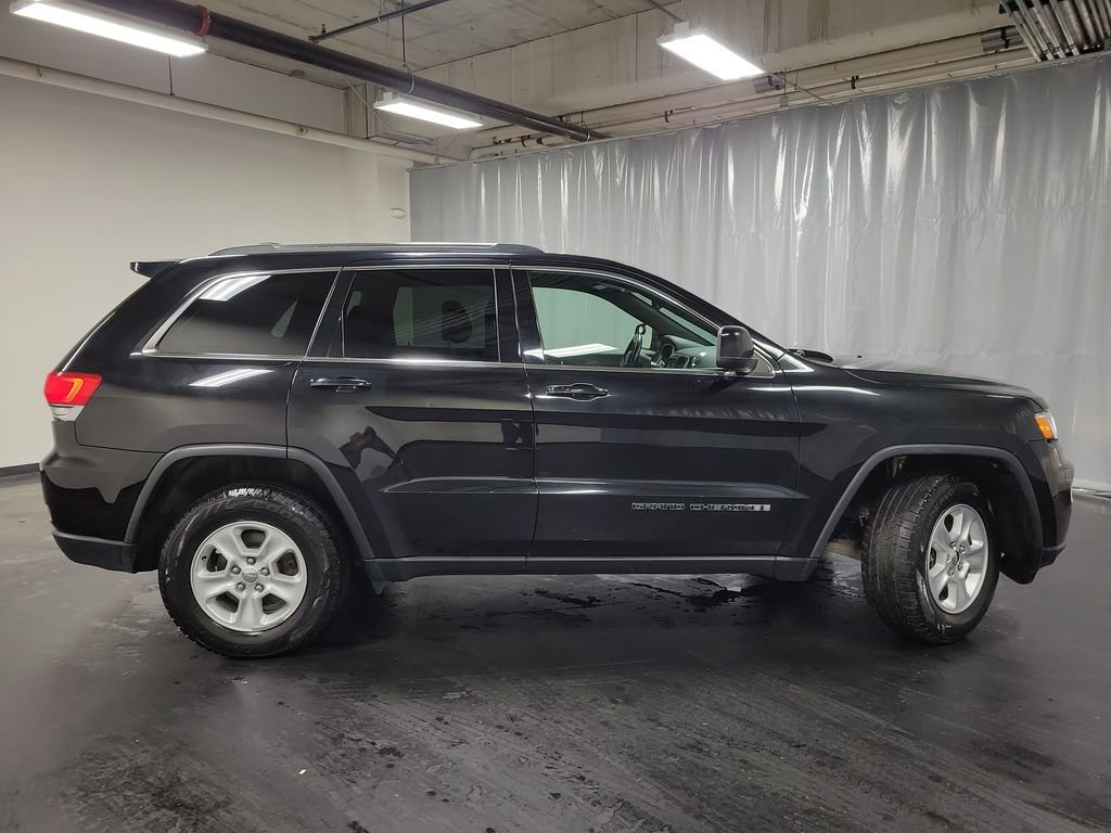 Used 2017 Jeep Grand Cherokee Laredo w/ Quick Order Package 23E image 10