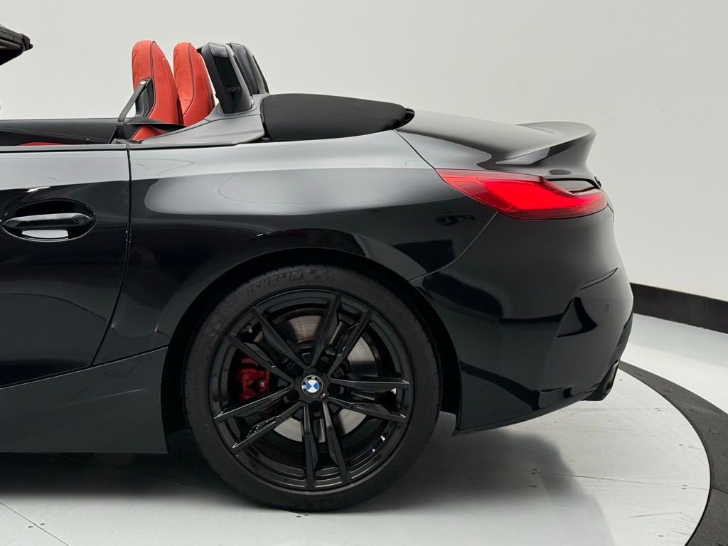 Used 2022 BMW Z4 M40i w/ Premium Package image 48